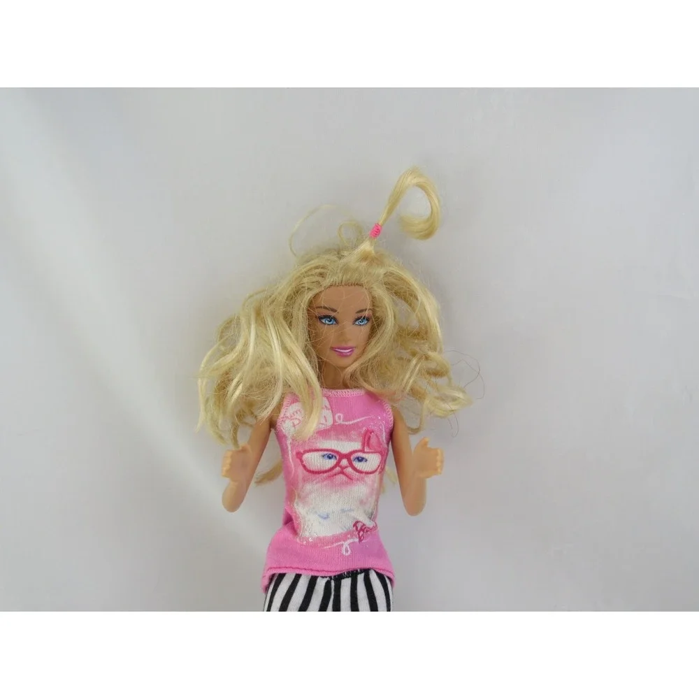 Barbie Puppy Play Park (Push Button, She Claps‎ & Clapping Sound), 2011.